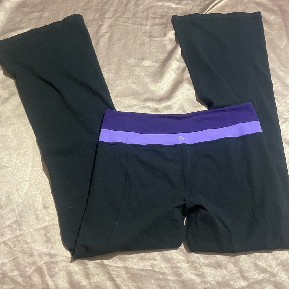 Lululemon yoga pants